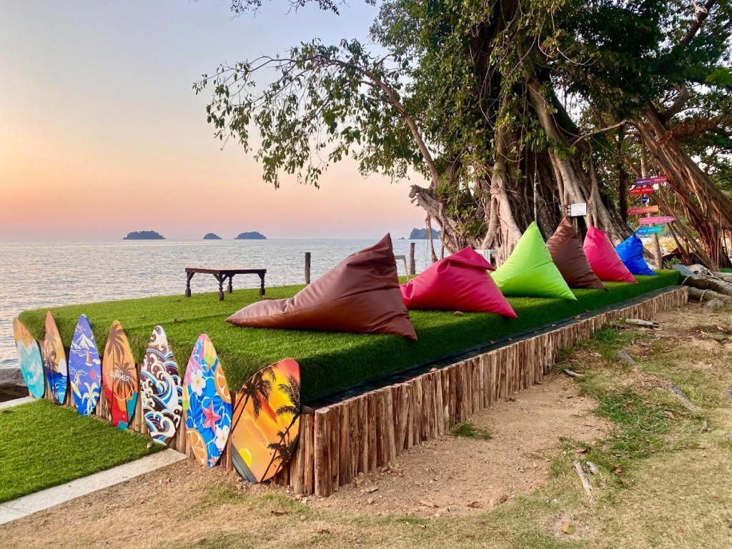 Sea Flower Resort Koh Chang Exterior photo